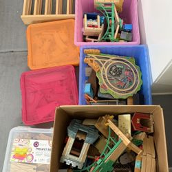 Thomas and Friends wooden railway LOT(2)