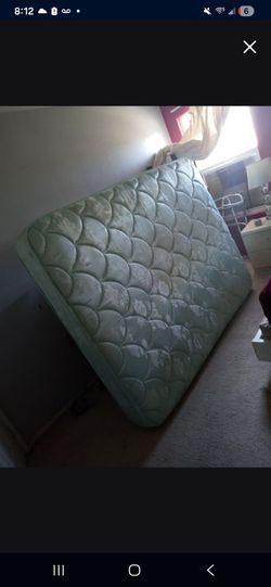 Sealy Queen  mattress