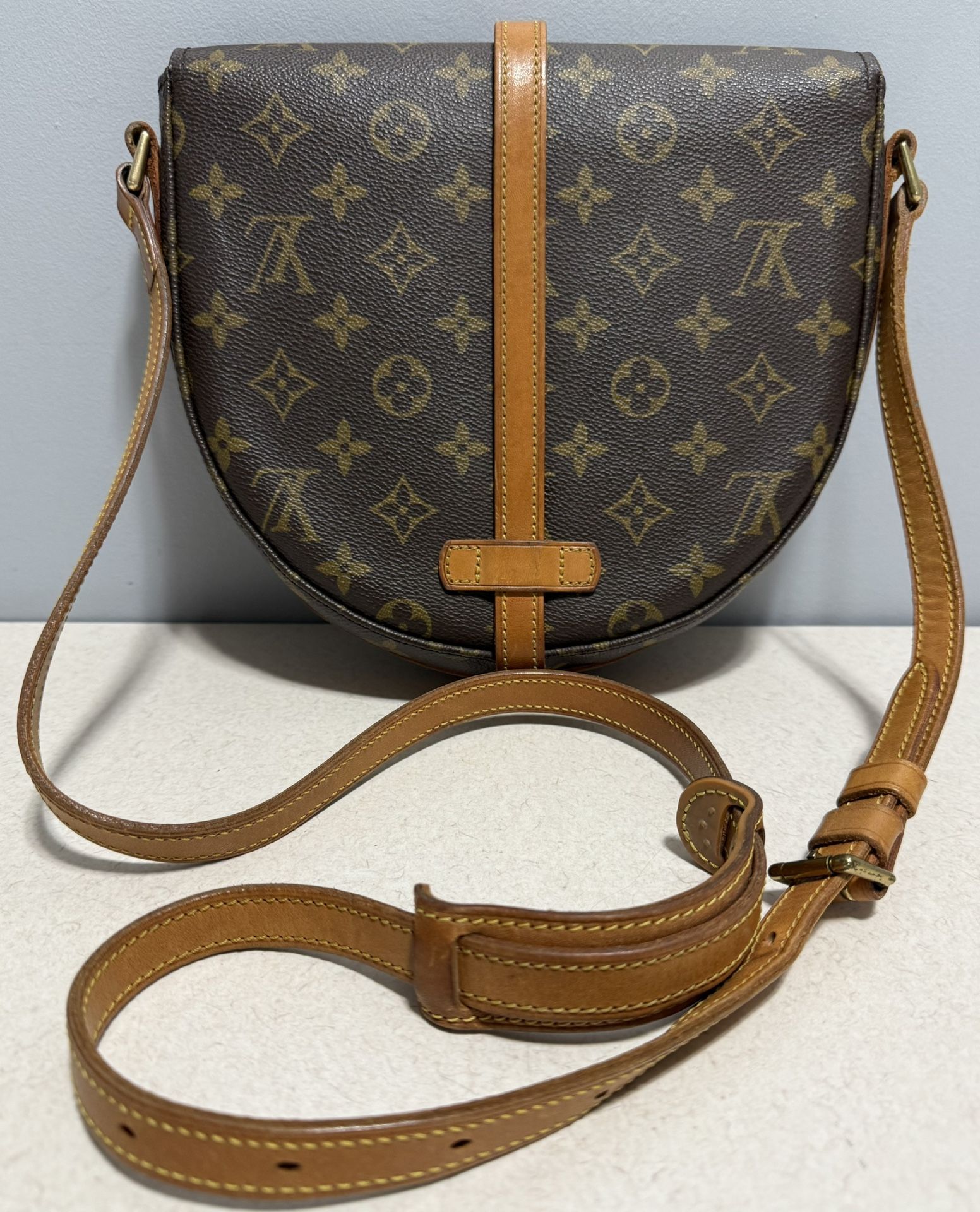 Louis Vuitton Chantilly Monogram Canvas Leather