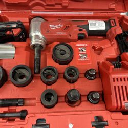 6-Ton Knockout Tool