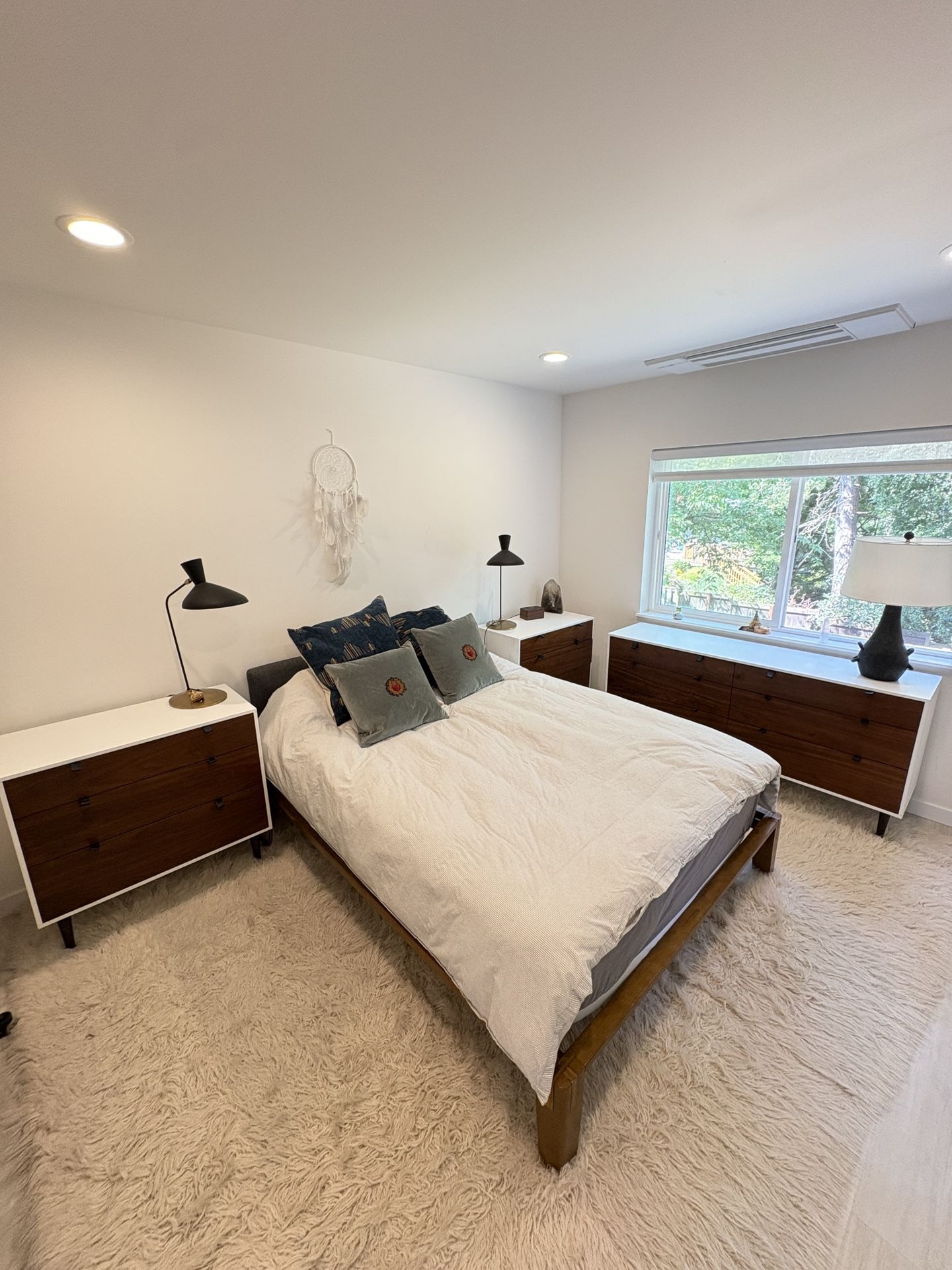 Modern Designer Bedroom Set + Thuma Queen Bed (Bundle)
