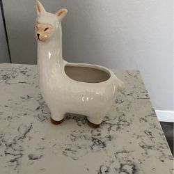 Cute Llama Shaped Planter
