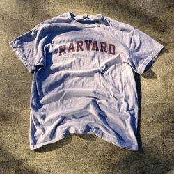 size Large harvard tee