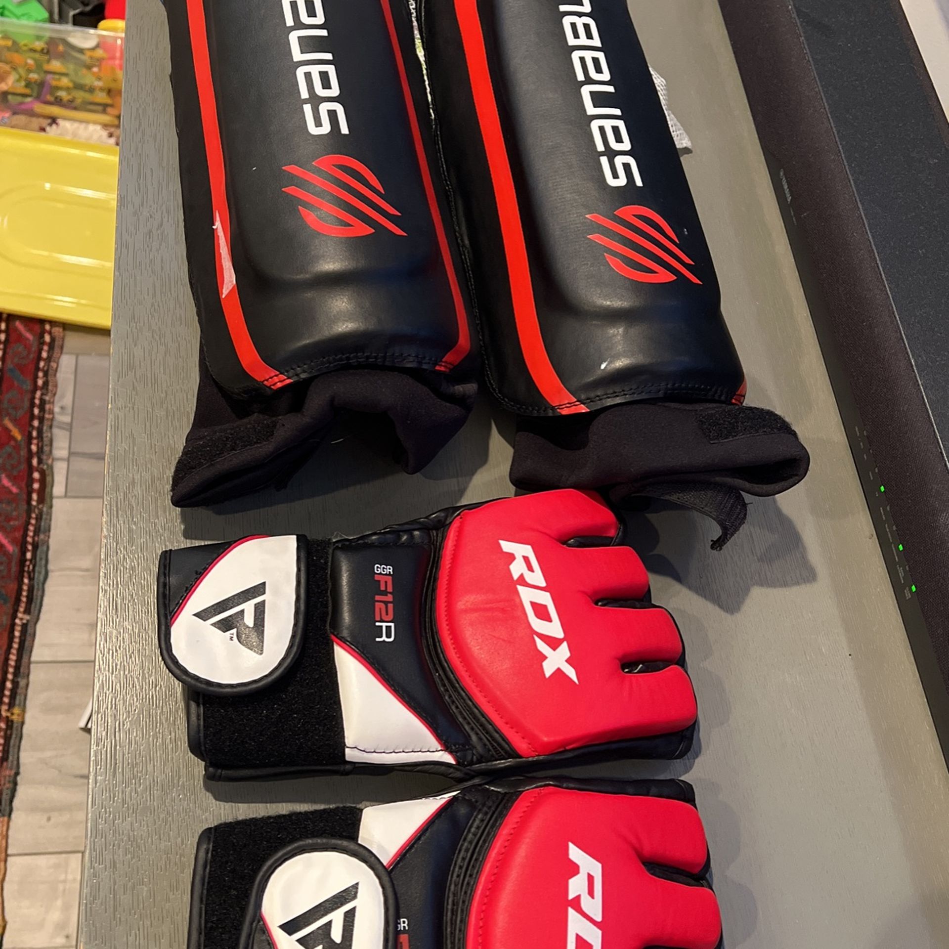 Shin Pads and Gloves