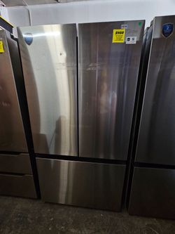 Refrigerator midea