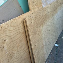 Plywood 