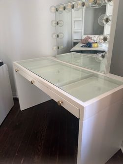 Impressions Vanity Co. SlayStation Plus Premium Vanity