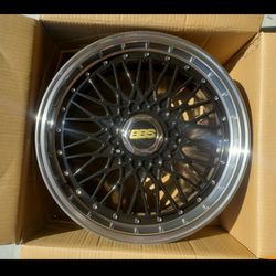 18" Wheels New In Boxes 5 Lug 5x114.3

