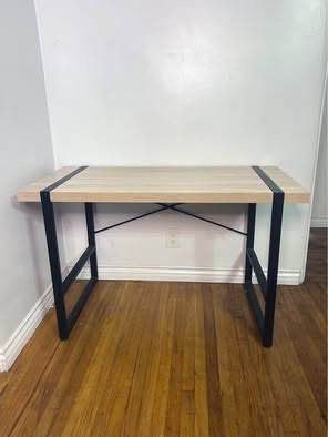 Used Flash Furniture Hanover Park Rustic Wood Grain Finish Console Table with Black Metal Frame