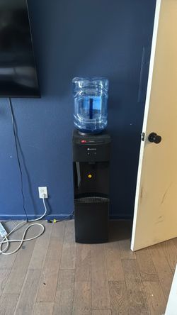 Water dispenser