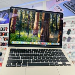 MacBook Air M4 2025
