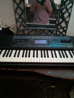 Yamaha Keyboard 