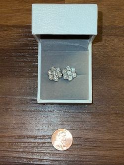 12mm Flower Cluster Earrings