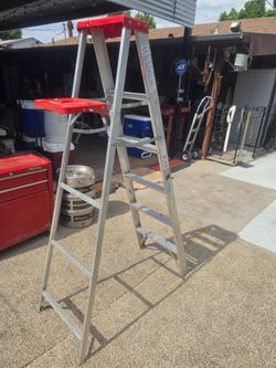 6 ft step ladder