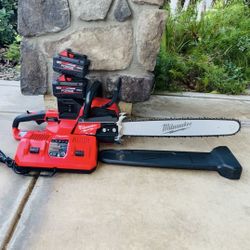 Milwaukee M18 FUEL Brushless 20 in. Dual Battery Chainsaw + 2-8.0 Ah FORGE Batteries & Fast Charger New
