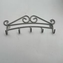 SILVER METAL WALL HANGING KEY RACK9"W X 3.5"H X 1"D