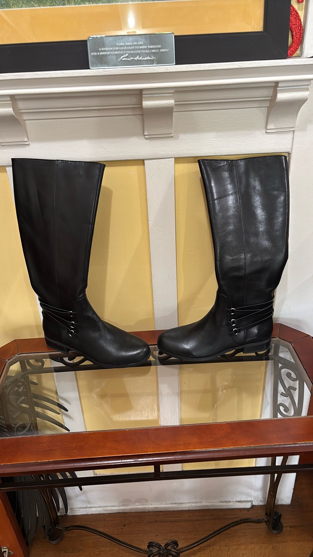 Size 8.5 Wide Shaft Black Leather Boots