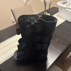 boot cast 