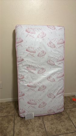 Toddler bed