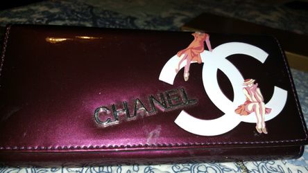 Channel wallet with box
