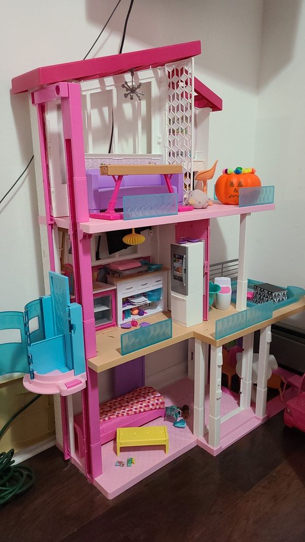 barbie dream house and car