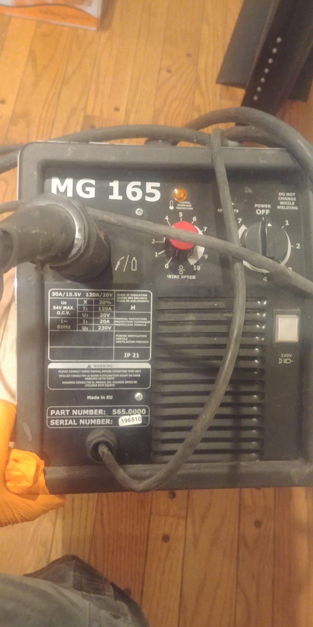 Cornwell MG165 mig welder, 220 volt