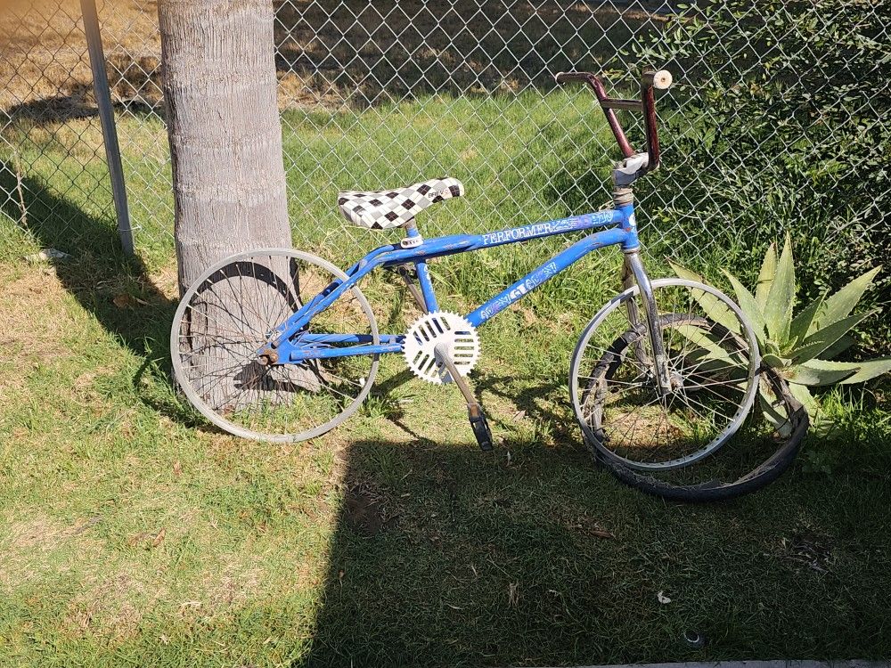 GT Performer 1988
