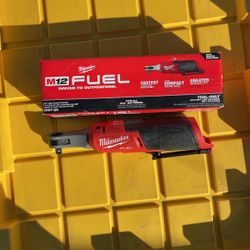 M12 Fuel 3/8 Ratchet 