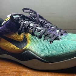 Nike Kobe 8 Easter men’s size 10.5