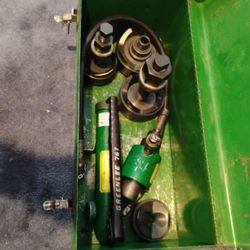 Greenlee 7310 Knockout Set