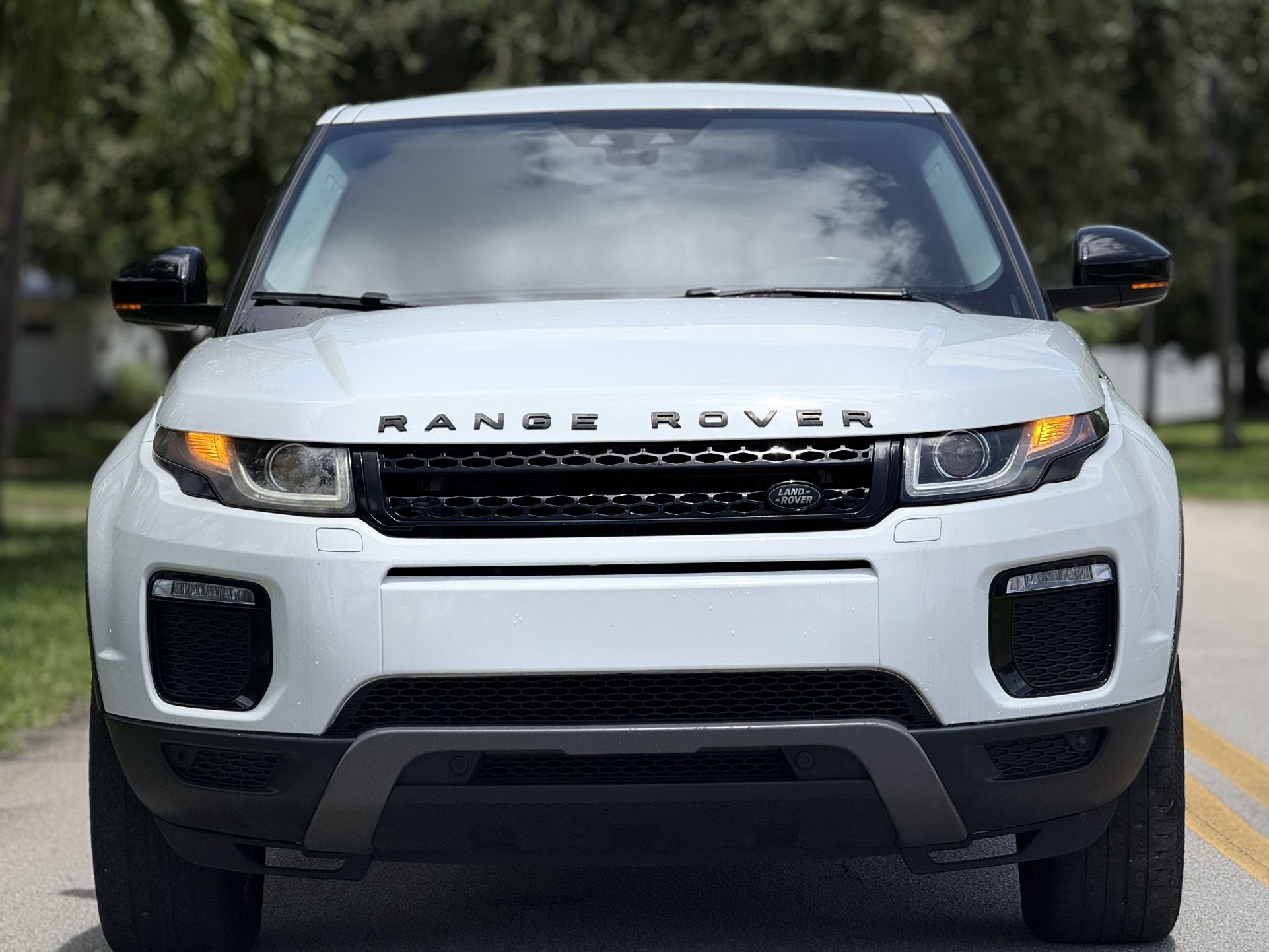 2018 Land Rover EVOQUE Premium