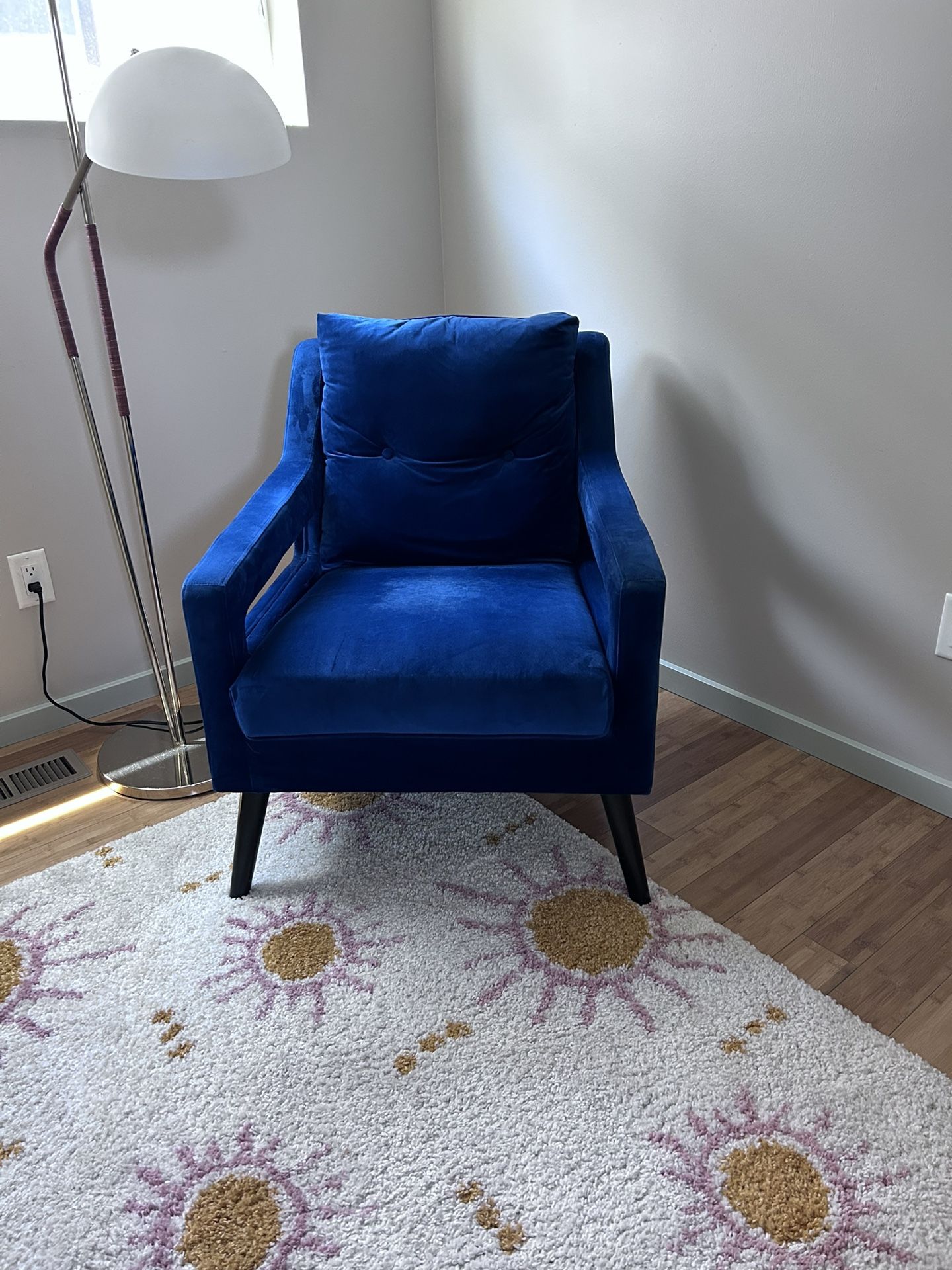 Velvet Chair
