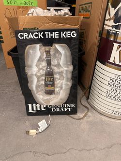 Miller Lite Genuine Draft Lighted Bar Sign