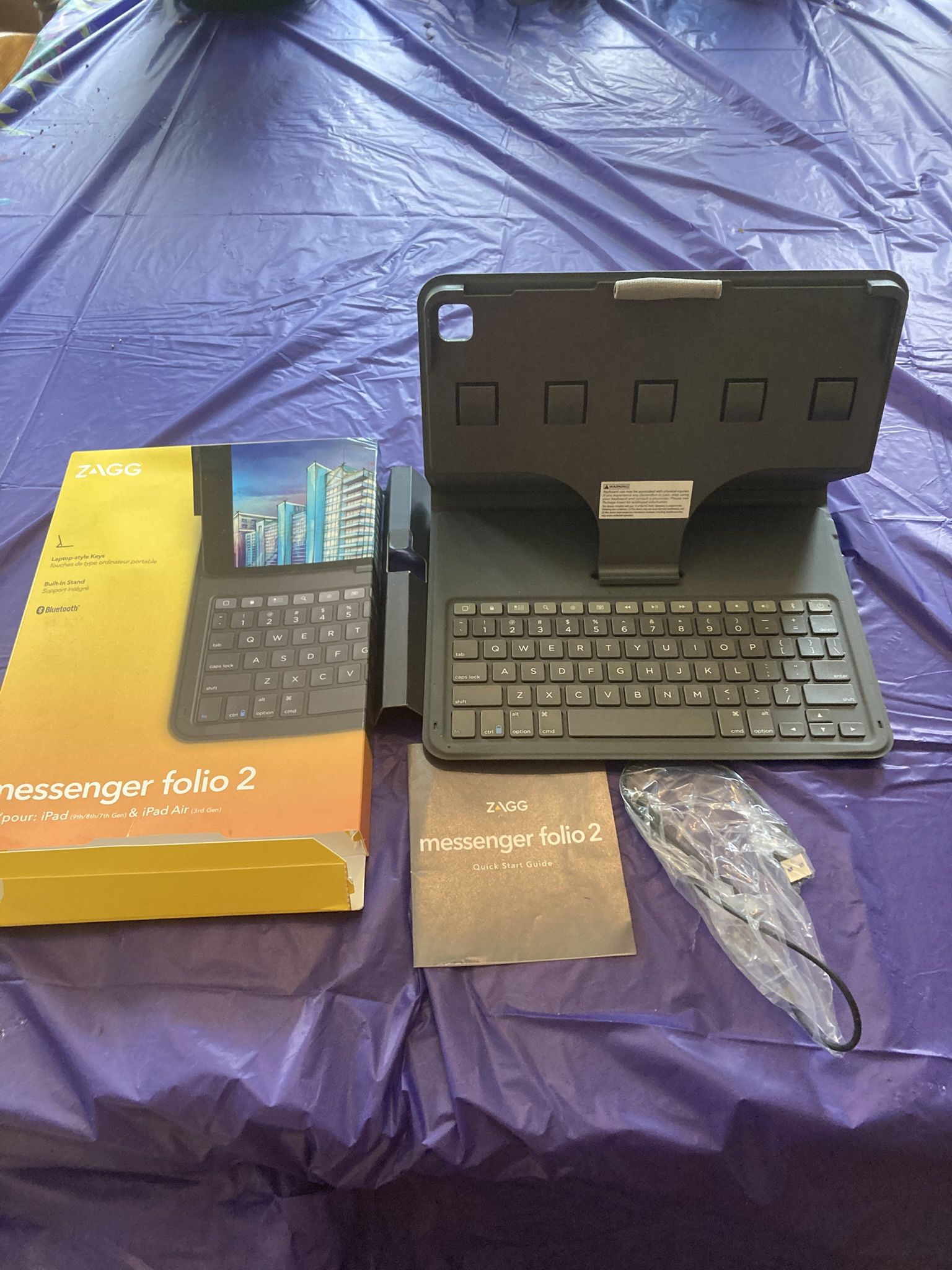 New ZAGG- Zagg Messenger Folio 2 Keyboard & Case for Apple iPad 10.2 (7th,8th,9th Gen) and ipad Air 10.5” (3rd Gen), Charcoal 