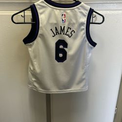 Lakers James Jersey Size 5