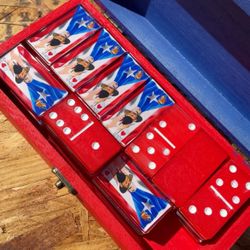 Puerto Rico/bad Bunny Dominos