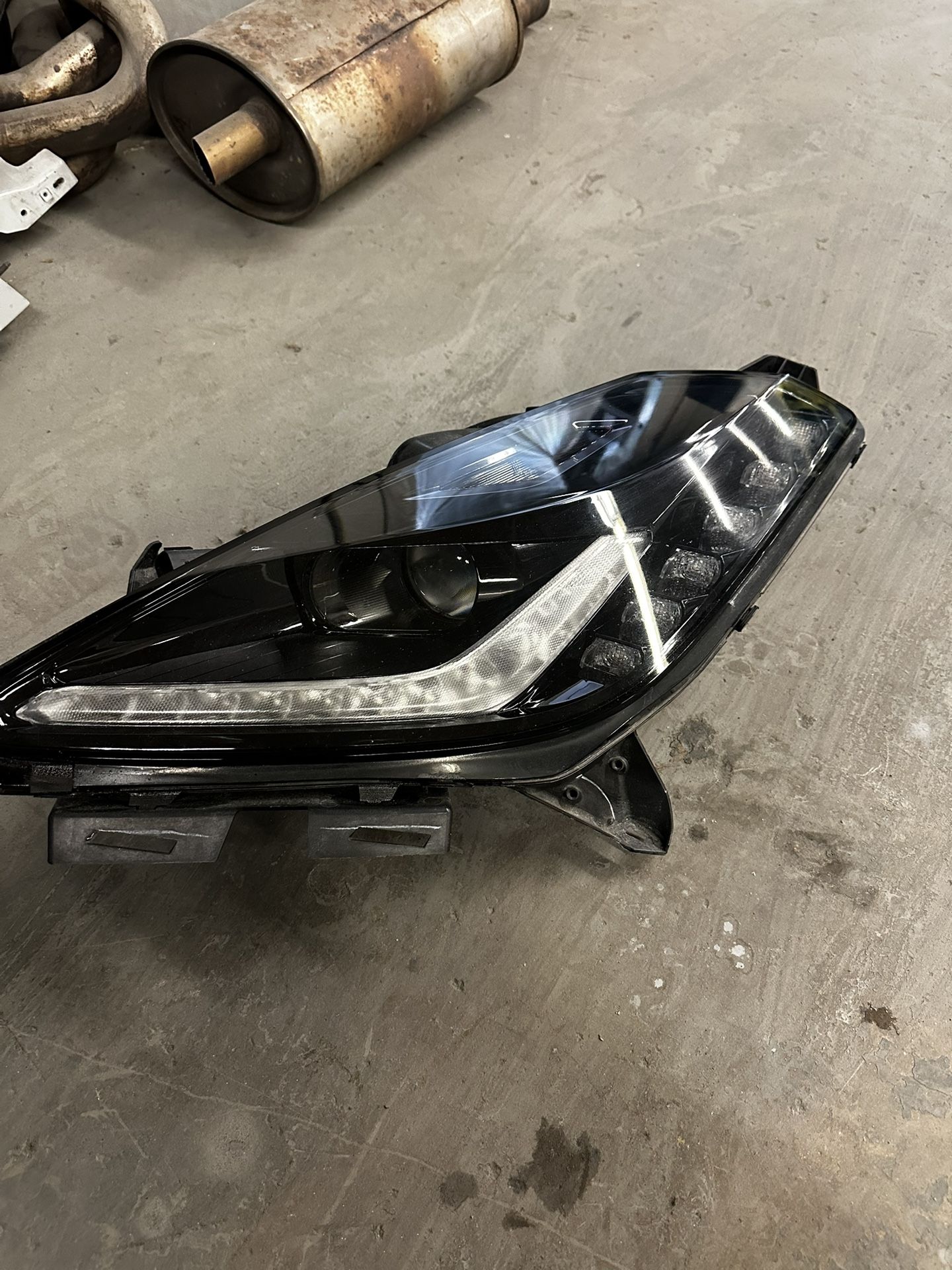 2014-2019 C7 Corvette drivers side headlight