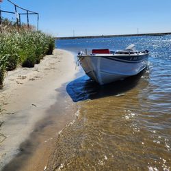 Aluminum Blue Fin Boat