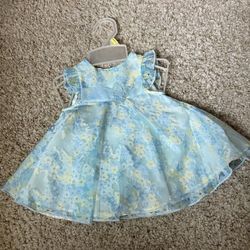 Beautiful Preemie Sized Dress - Baby Girl Clothes -  Brand New Never Worn -  preemie size Infant Dress
