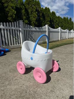 Little Tikes Stroller - Indoor/Outdoor. Excellent condition