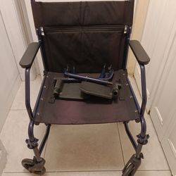 Silla Ancha Ligera Rueda Bien Mancha De Cloro