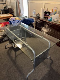 Leda Style Tempered Glass desk