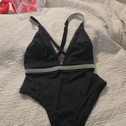 Vs deep V gorgeous swimsuit Sz L