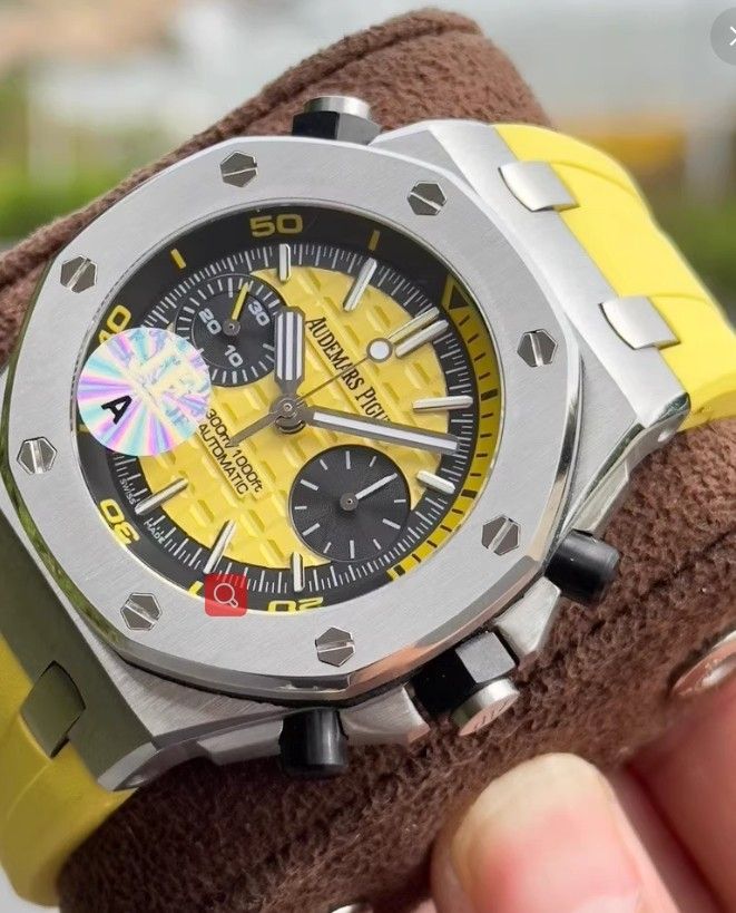 Automatic mechanical watch, 42 mm, brand new with box, perfect gift