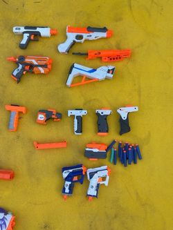 NERF SMALL BLASTER + ACCESSORY LOT – TESTED & WORKING – $45 OBO