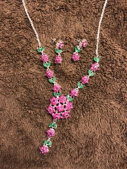 Jewlary set, ruby with emerald