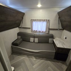 Rv Travel Trailer 2022 28 Ft Two Rooms 