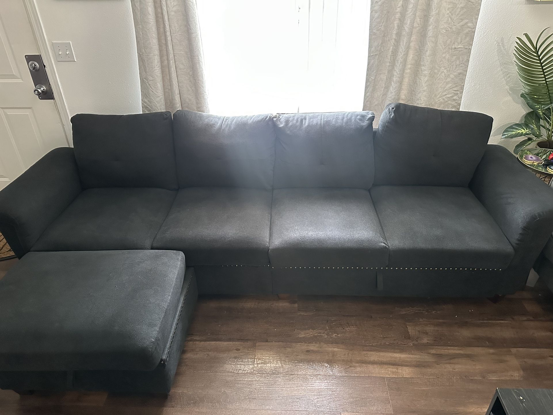Sectional Sofa With Ottoman
