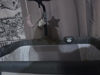 Baby Joy Bassinet