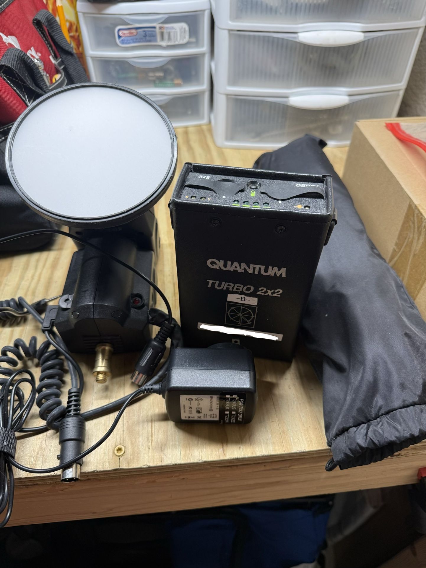 Quantum Qflash T5d r and Battery